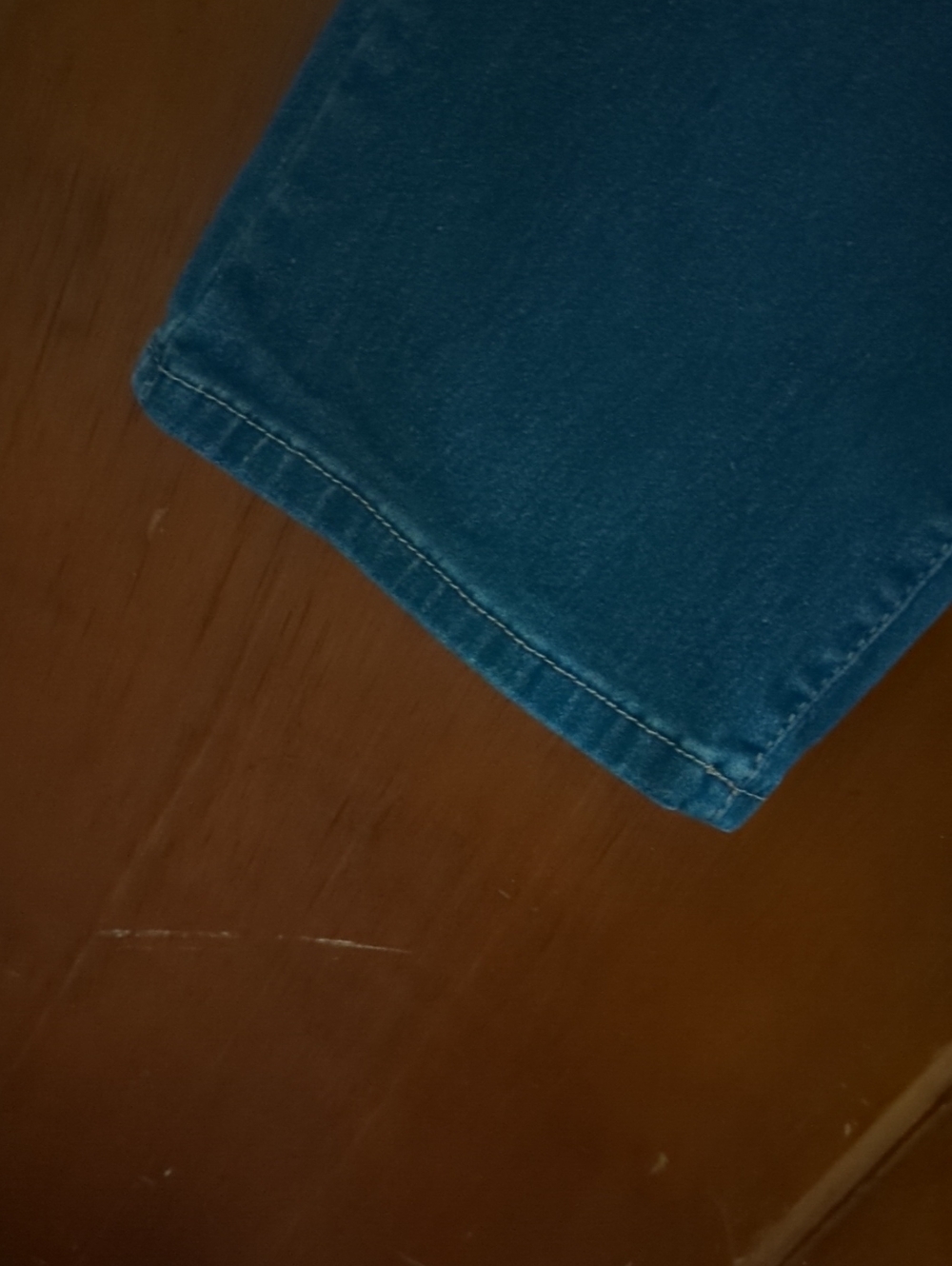 Jeans - Picture 2 of 14